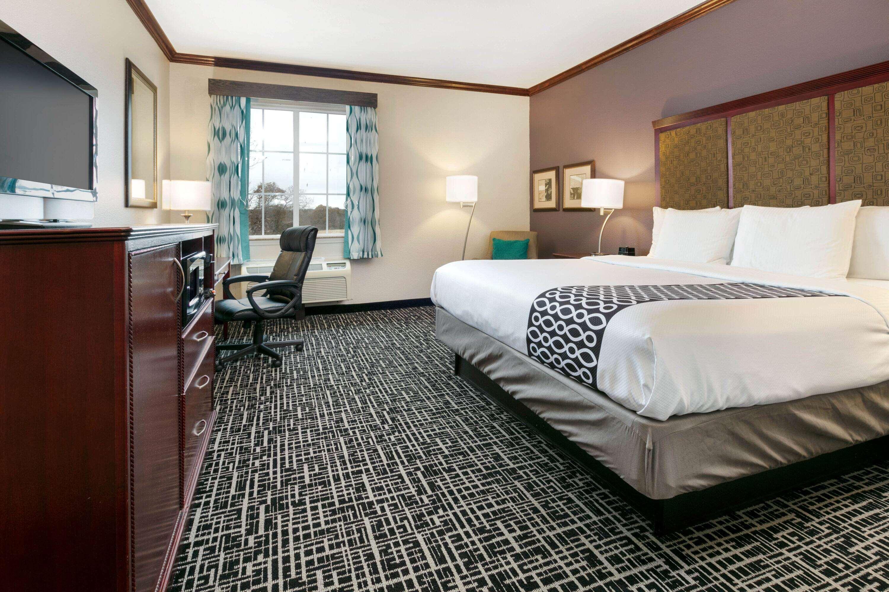 La Quinta By Wyndham Lindale Hotel Екстериор снимка