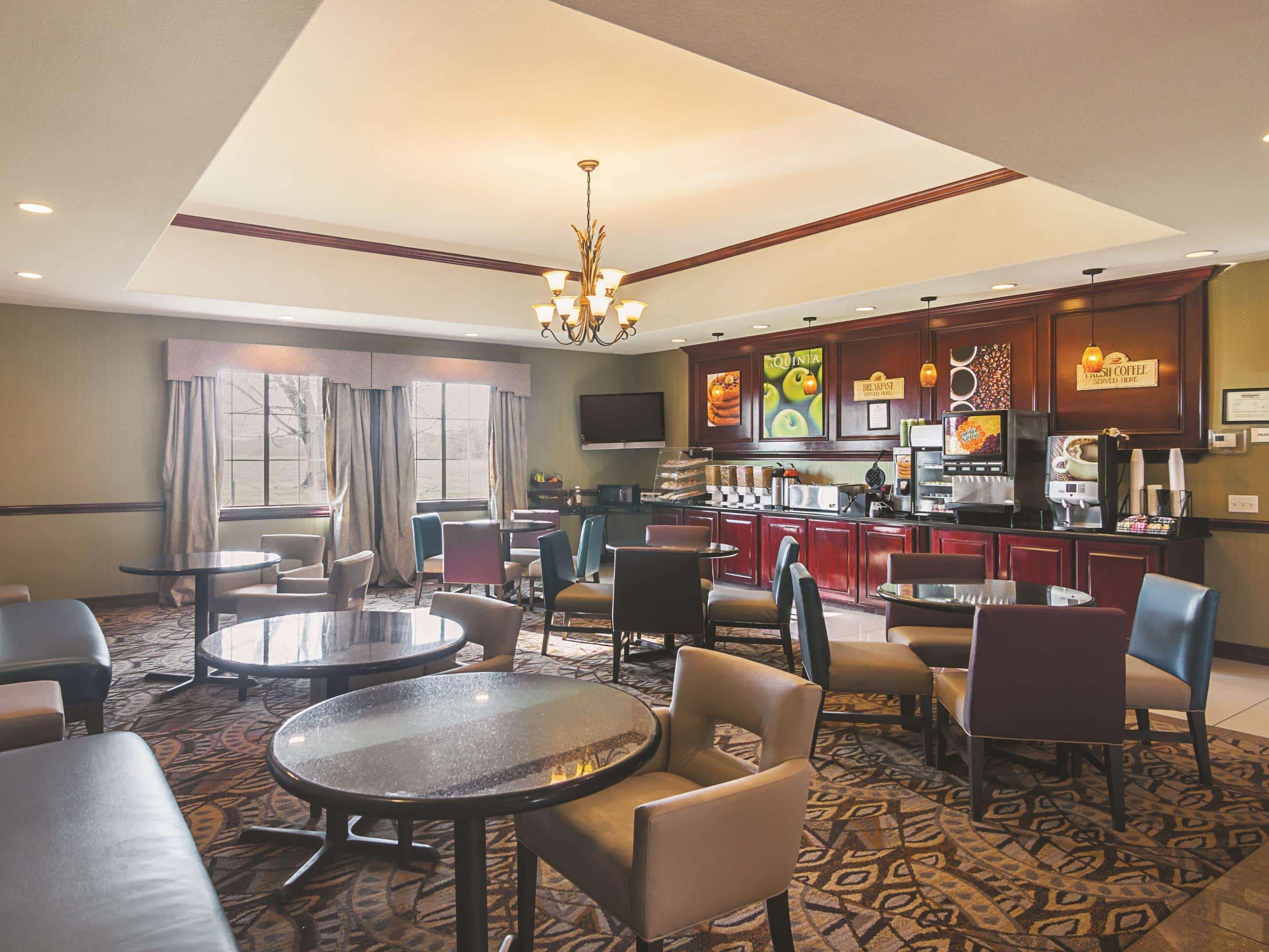 La Quinta By Wyndham Lindale Hotel Екстериор снимка