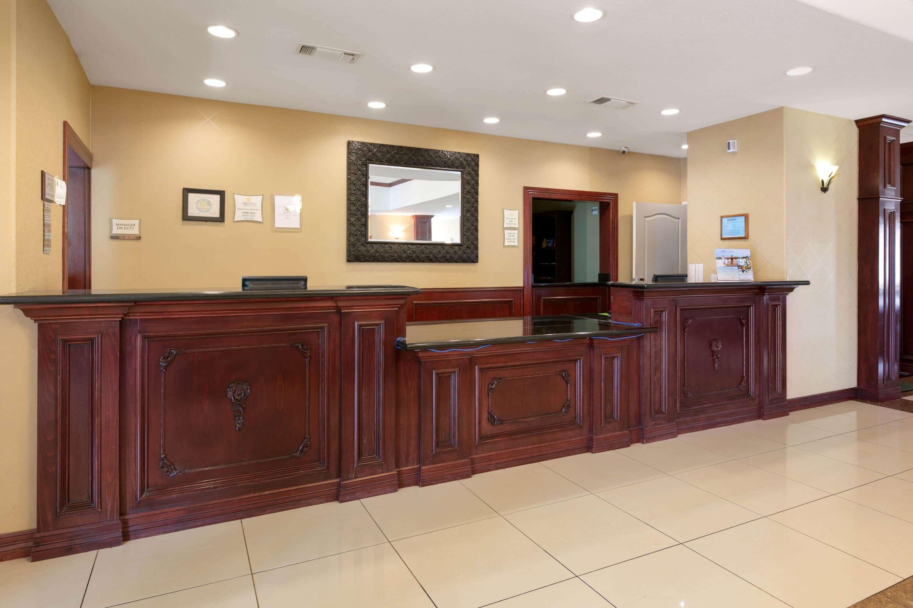 La Quinta By Wyndham Lindale Hotel Екстериор снимка