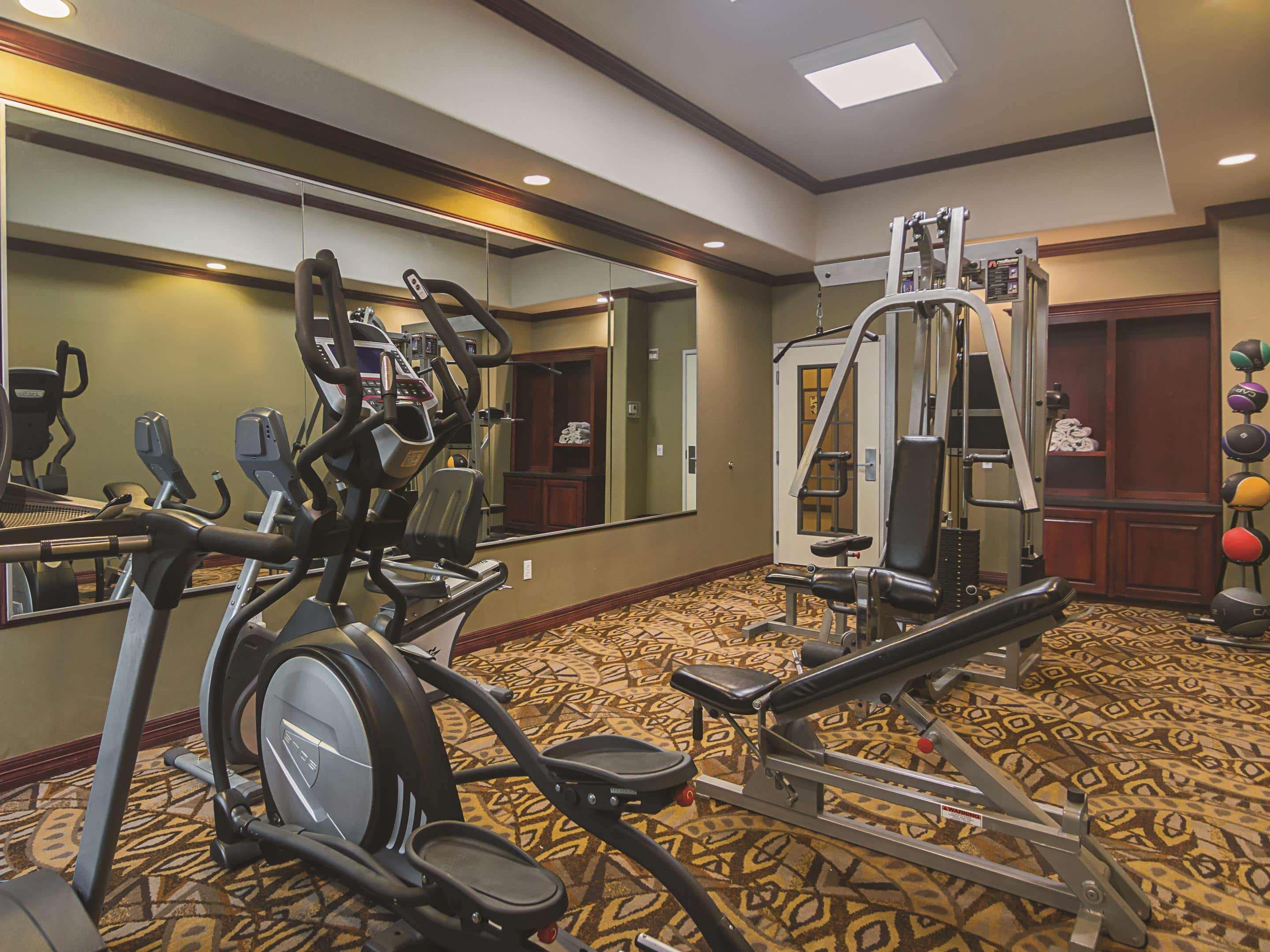 La Quinta By Wyndham Lindale Hotel Екстериор снимка