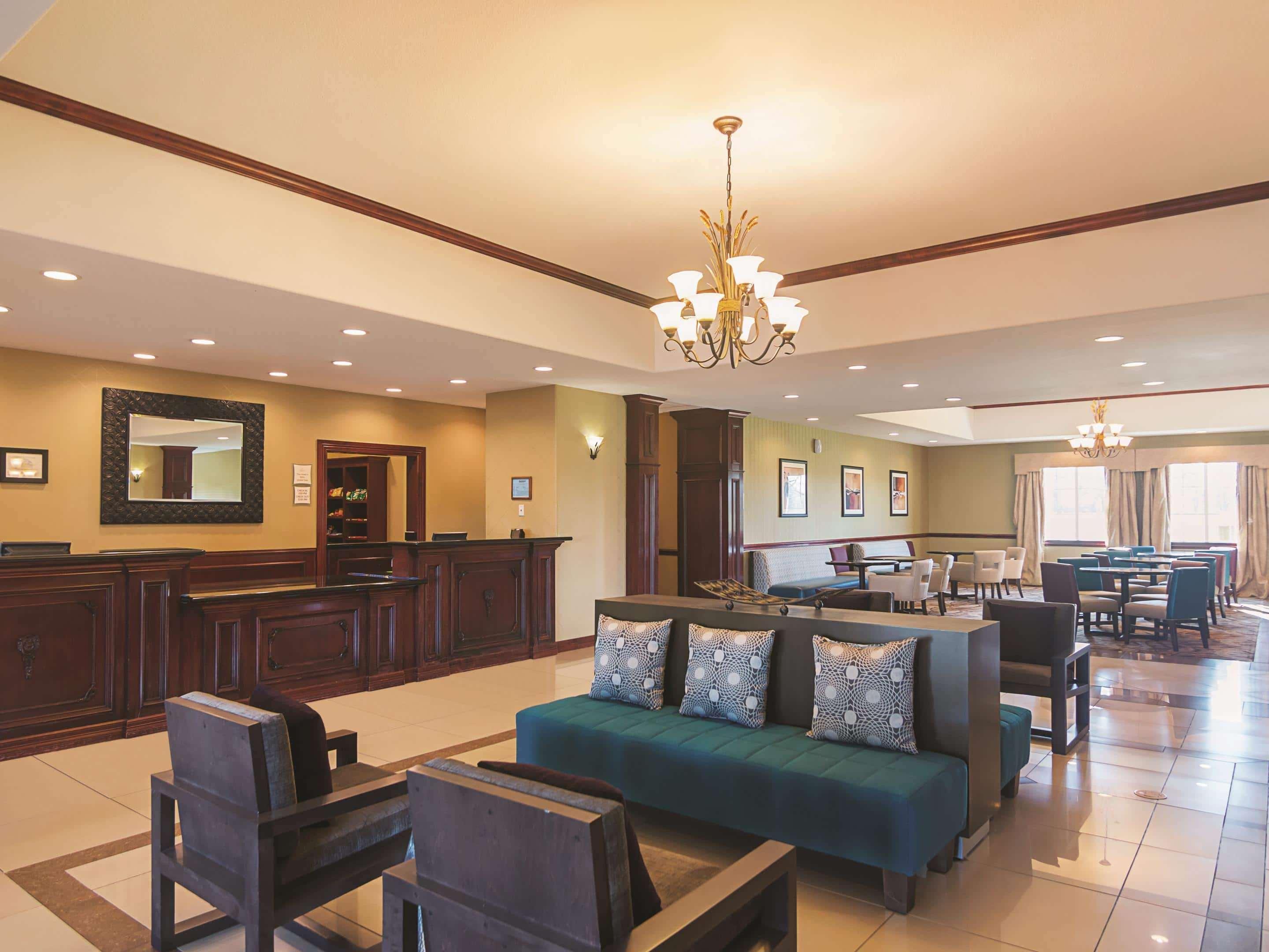 La Quinta By Wyndham Lindale Hotel Екстериор снимка