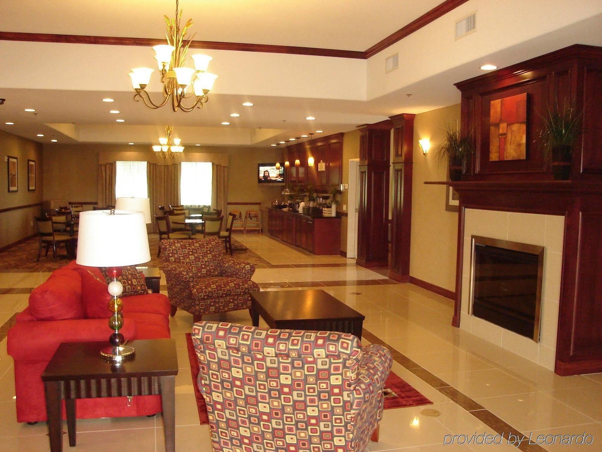 La Quinta By Wyndham Lindale Hotel Екстериор снимка